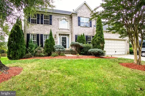 17203 Longleaf Dr, Bowie, MD 20716