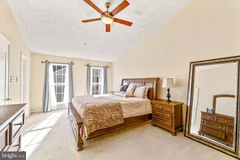 Bedroom - 3700 Elmcrest Ln, Bowie, MD 20716 photo 5 of 6