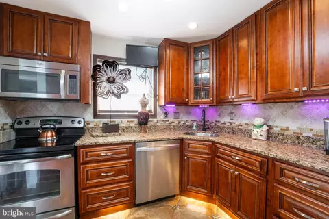 799 Saint Michaels Dr, Bowie, MD 20721 photo 10