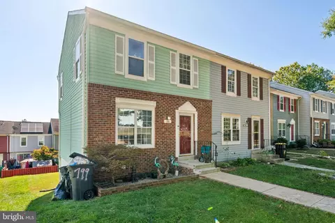 799 Saint Michaels Dr, Bowie, MD 20721 photo 2