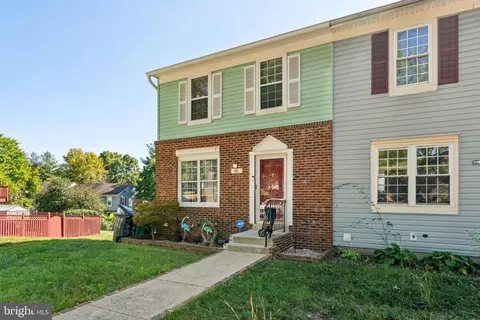 799 Saint Michaels Dr, Bowie, MD 20721 photo 3