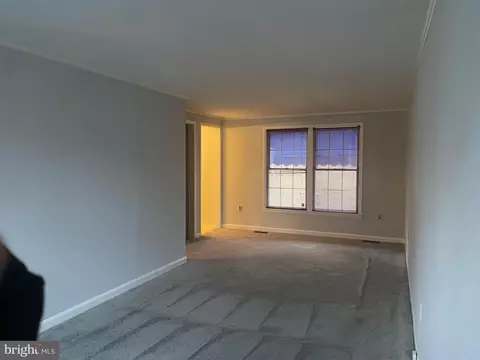 Living - 8301 Heatherwick Dr, Brandywine, MD 20613 photo 9 of 20