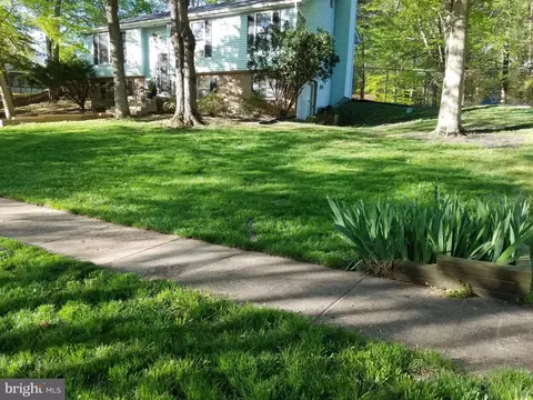 Exterior - 8301 Heatherwick Dr, Brandywine, MD 20613 photo 2 of 20