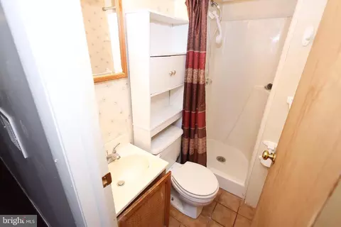 Bath - 8301 Heatherwick Dr, Brandywine, MD 20613 photo 7 of 7