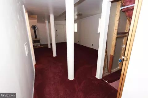 Entry Way - 8301 Heatherwick Dr, Brandywine, MD 20613 photo 9 of 12