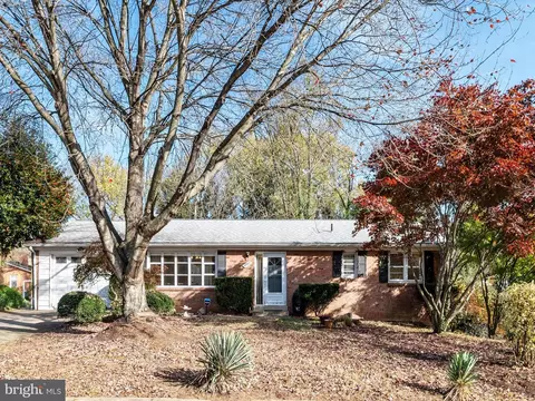 11302 Penny Ave, Clinton, MD 20735