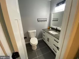 Entry Way - 9321 Lanham Severn Rd, Lanham, MD 20706 photo 9 of 24