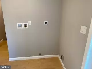Entry Way - 9321 Lanham Severn Rd, Lanham, MD 20706 photo 18 of 24