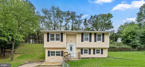 9709 Dalmatia Ct, Clinton, MD 20735