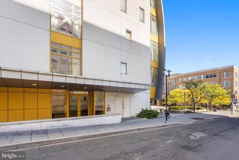6500 America Blvd #404, Hyattsville, MD 20782