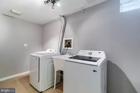 910 Cypress Point Cir, Bowie, MD 20721 photo 36