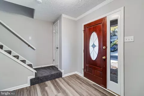 910 Cypress Point Cir, Bowie, MD 20721 photo 8