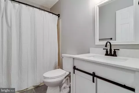 910 Cypress Point Cir, Bowie, MD 20721 photo 21