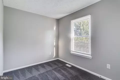 910 Cypress Point Cir, Bowie, MD 20721 photo 22