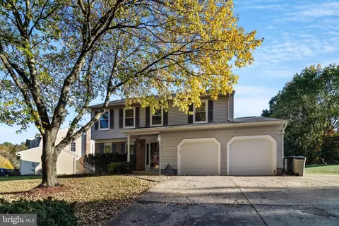 910 Cypress Point Cir, Bowie, MD 20721 photo 3