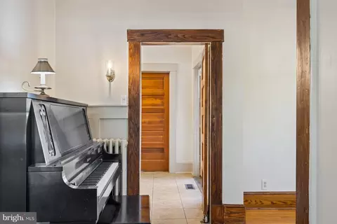 327 Carroll Ave, Laurel, MD 20707 photo 10