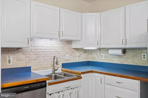 327 Carroll Ave, Laurel, MD 20707 photo 14