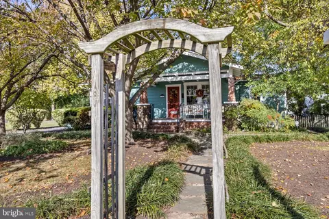 327 Carroll Ave, Laurel, MD 20707 photo 3