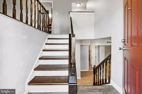 Entry Way - 5817 Junipertree Ln, Capitol Heights, MD 20743 photo 1 of 3