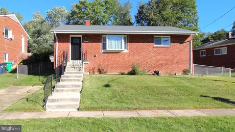 4420 Lyons St, Temple Hills, MD 20748
