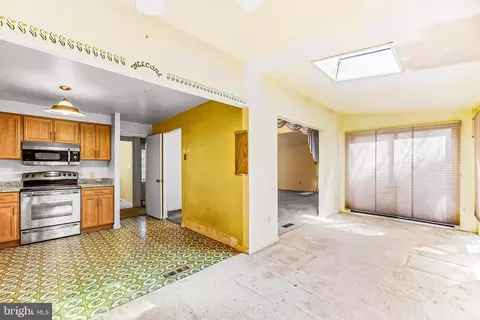 Entry Way - 16011 Bald Eagle School Rd, Brandywine, MD 20613 photo 1 of 3