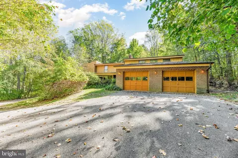 Exterior - 16011 Bald Eagle School Rd, Brandywine, MD 20613 photo 3 of 11