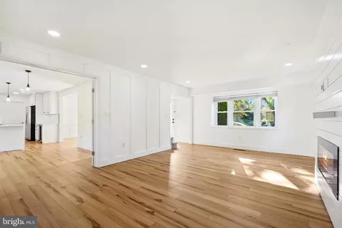 Living - 12808 Beechtree Ln, Bowie, MD 20715 photo 3 of 3
