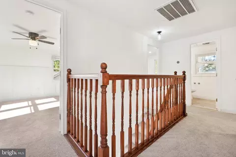 Entry Way - 12808 Beechtree Ln, Bowie, MD 20715 photo 5 of 5