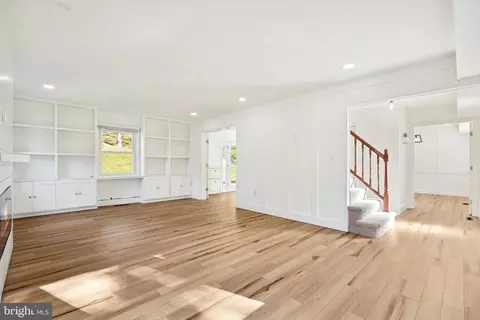 Living - 12808 Beechtree Ln, Bowie, MD 20715 photo 2 of 3