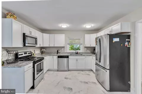 Kitchen - 12405 Silverbirch Ln, Laurel, MD 20708 photo 1 of 2