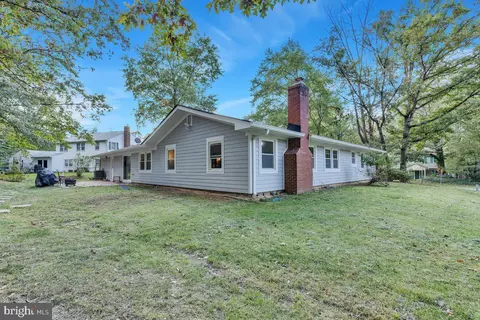 Exterior - 12405 Silverbirch Ln, Laurel, MD 20708 photo 8 of 9