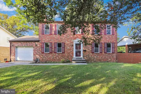 6314 Barrs Ln, Lanham, MD 20706