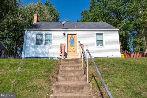 6908 G St, Capitol Heights, MD 20743