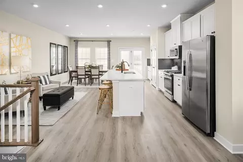 644 Maple Lawn Dr #0217E, Bowie, MD 20716