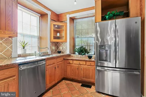 712 Main St, Laurel, MD 20707 photo 7