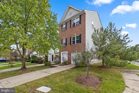 10701 Vista Gardens Dr, Bowie, MD 20720