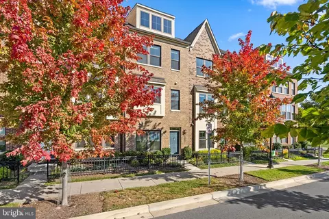 4704 Van Buren St, Riverdale, MD 20737