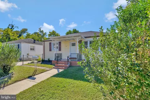 516 68th Pl, Capitol Heights, MD 20743