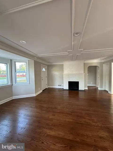 9157 Lanham Severn Rd, Lanham, MD 20706 photo 6