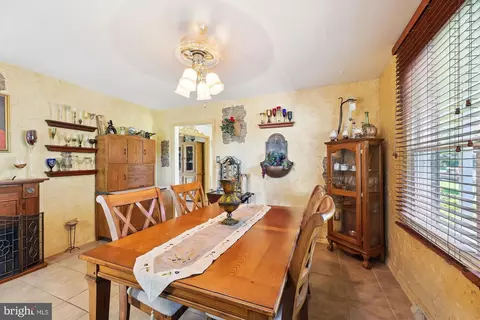 15806 Wayne Ave, Laurel, MD 20707 photo 15