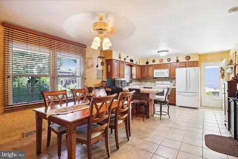 15806 Wayne Ave, Laurel, MD 20707 photo 16