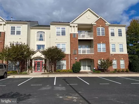 6216 Westchester Park Dr #G, College Park, MD 20740