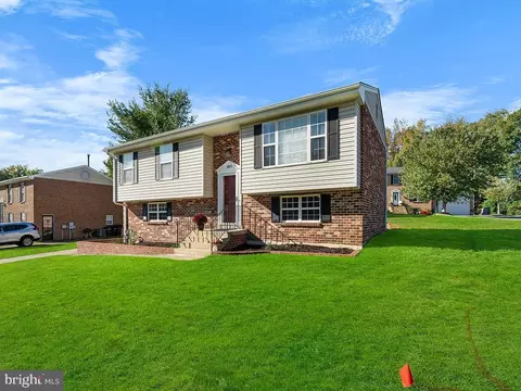 11813 Sylvia Dr, Clinton, MD 20735