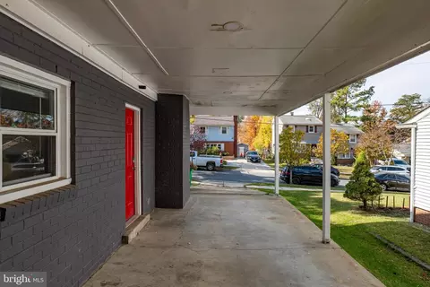 Exterior - 6711 Longridge Dr, Lanham, MD 20706 photo 3 of 5