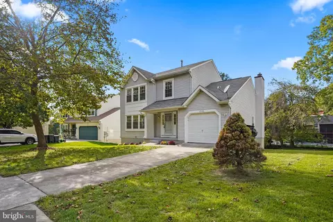 7208 Willow Hill Dr, Capitol Heights, MD 20743