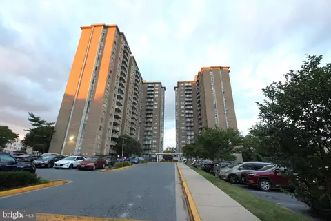1836 Metzerott #1006, Hyattsville, MD 20783