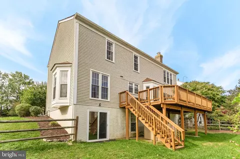 Exterior - 8908 Admiral Dr, Laurel, MD 20708 photo 7 of 7