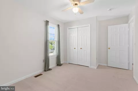 Bedroom - 8908 Admiral Dr, Laurel, MD 20708 photo 4 of 4