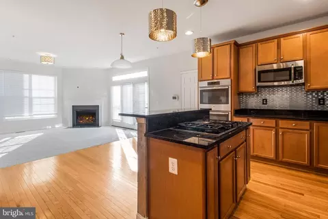 Kitchen - 2206 Tulson Ln, Bowie, MD 20721 photo 2 of 4