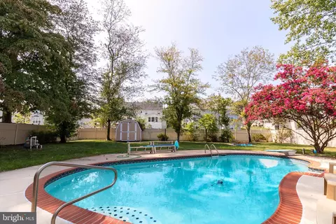 9205 Linhurst Dr, Clinton, MD 20735